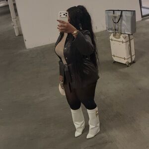 Meet your Posher, Nadira